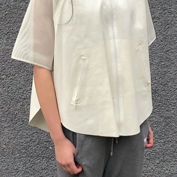 Elie Tahari Tops - 🤍 Unique Designer Sports Cape/Hoodie with Mesh